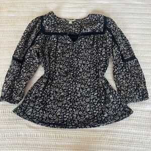 Lucky Brand boho 100% cotton navy and white floral blouse